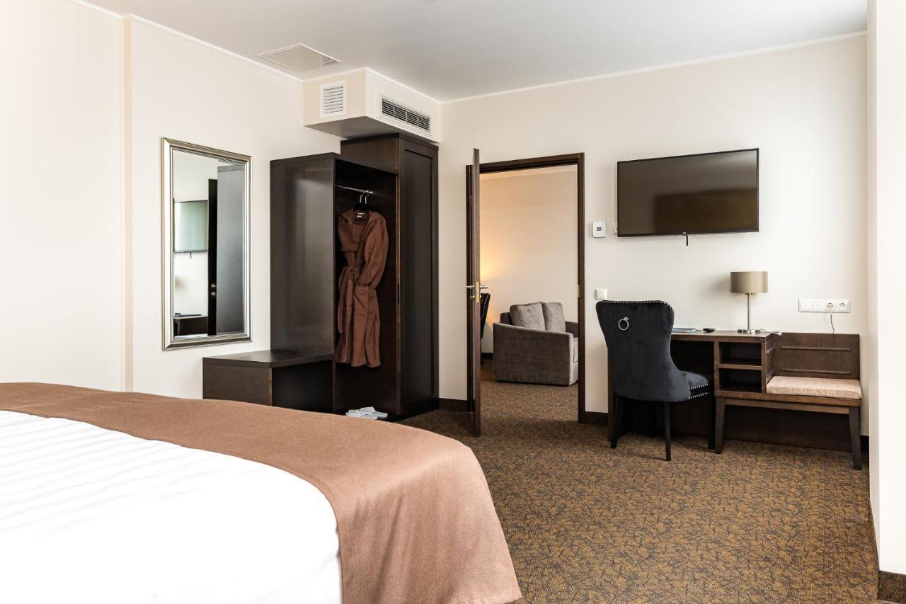Adoryal Hotell تالين المظهر الخارجي الصورة