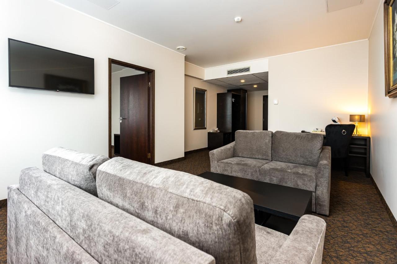 Adoryal Hotell تالين المظهر الخارجي الصورة