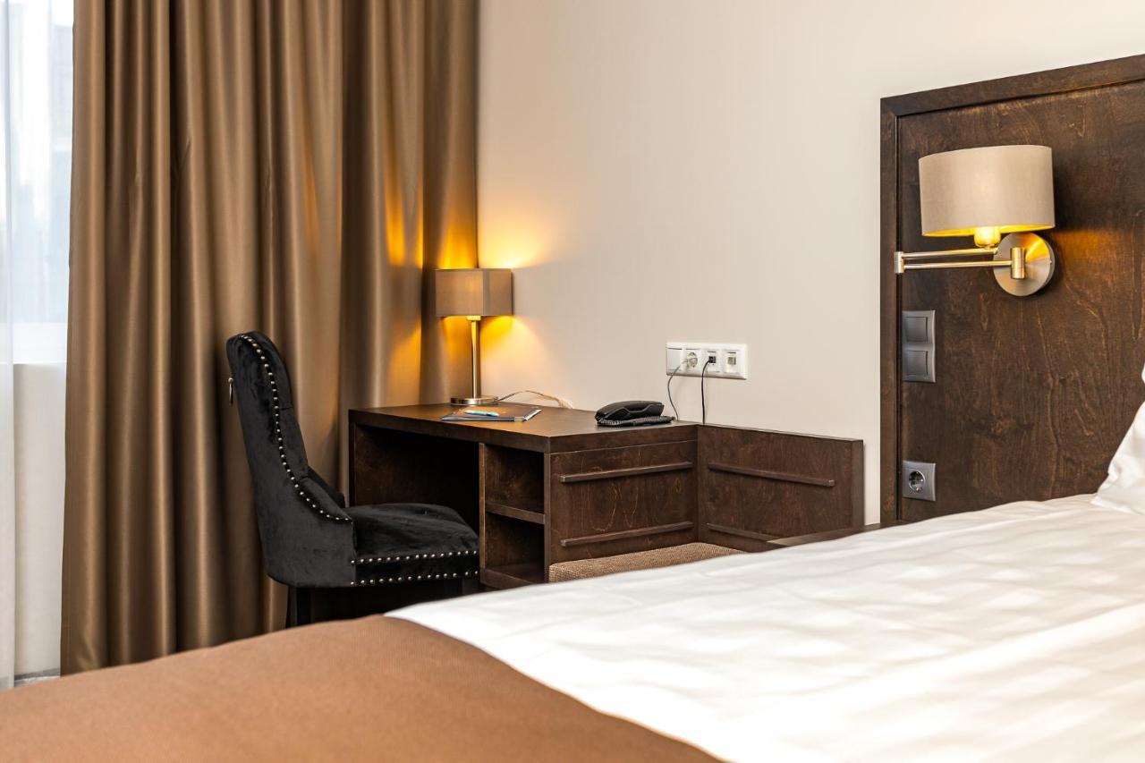 Adoryal Hotell تالين المظهر الخارجي الصورة
