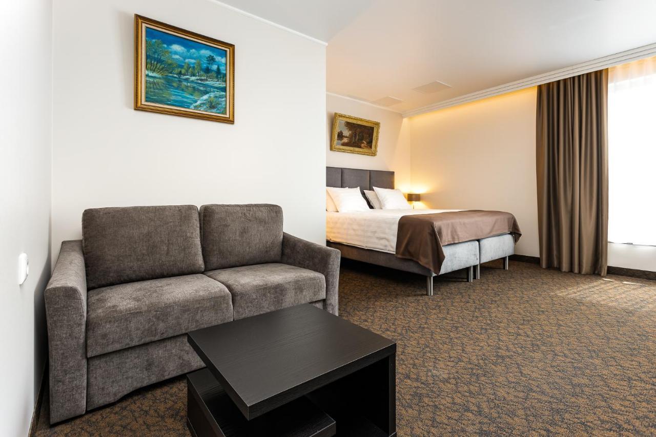 Adoryal Hotell تالين المظهر الخارجي الصورة