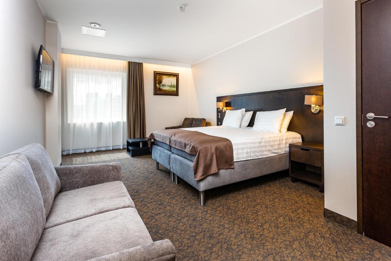 Adoryal Hotell تالين المظهر الخارجي الصورة