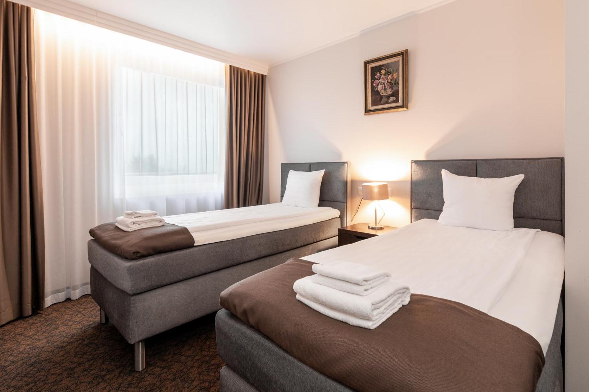 Adoryal Hotell تالين المظهر الخارجي الصورة
