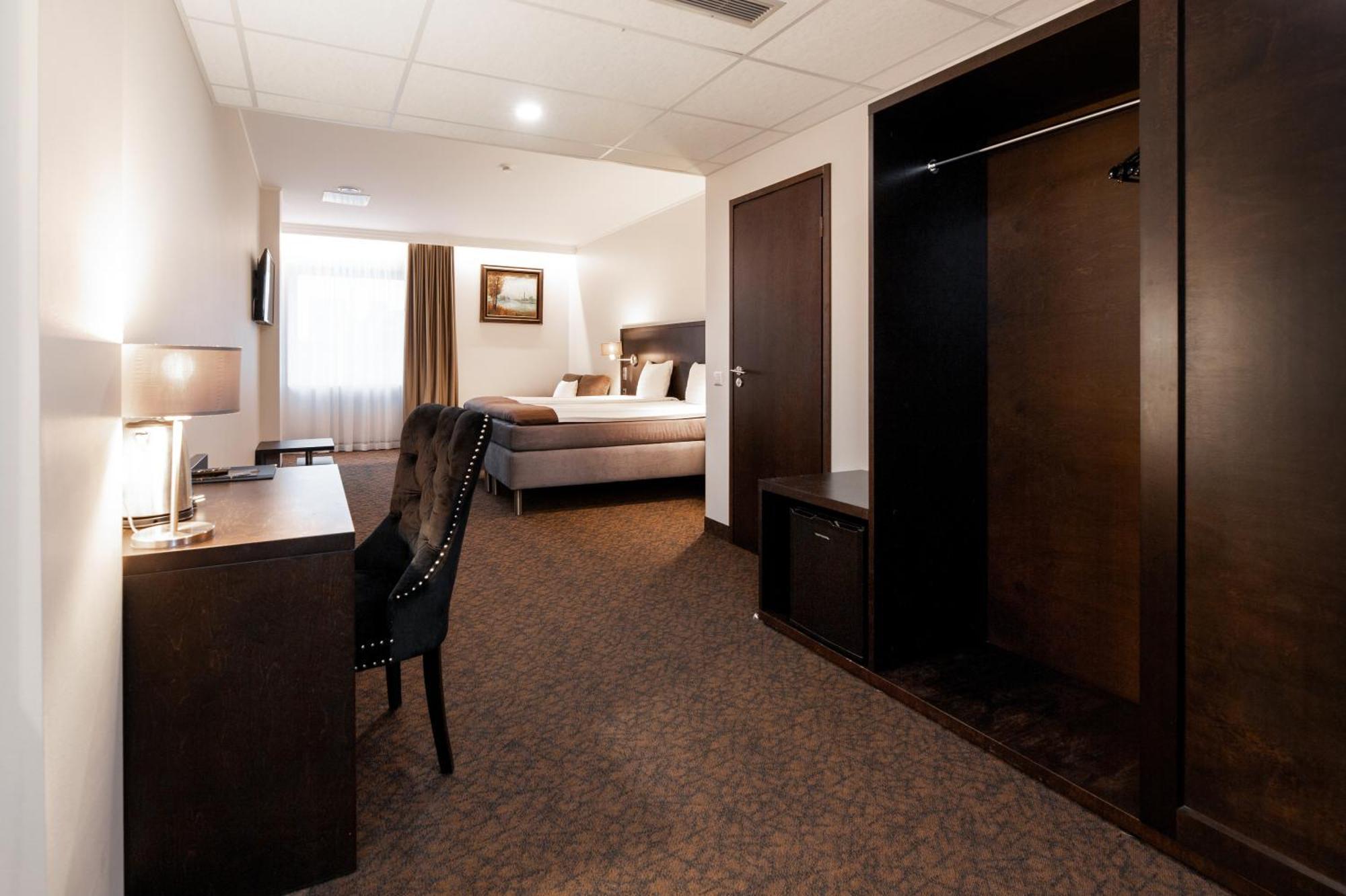 Adoryal Hotell تالين المظهر الخارجي الصورة