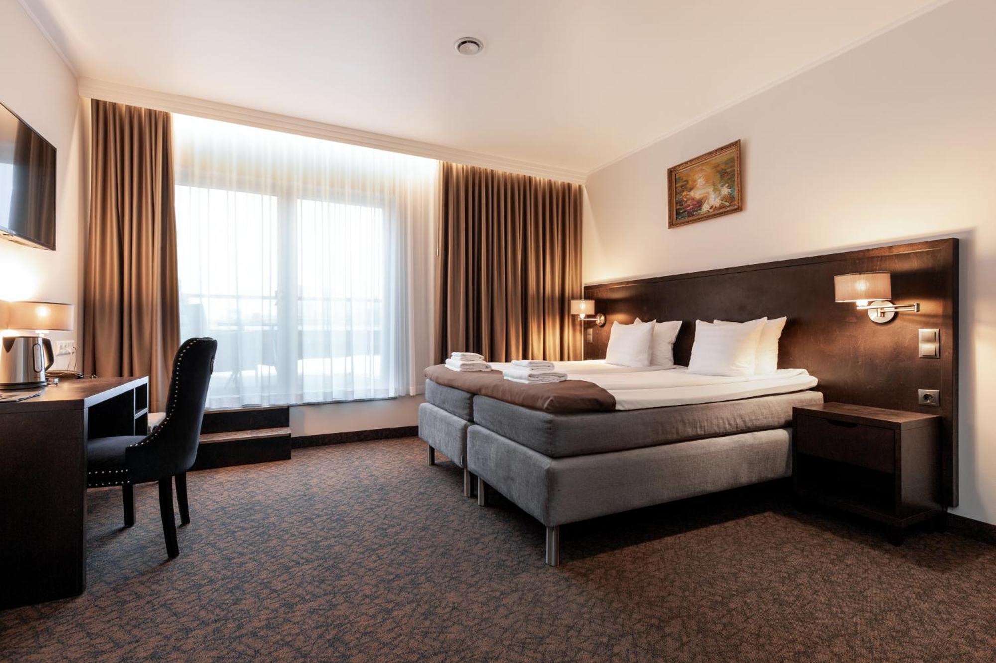 Adoryal Hotell تالين المظهر الخارجي الصورة
