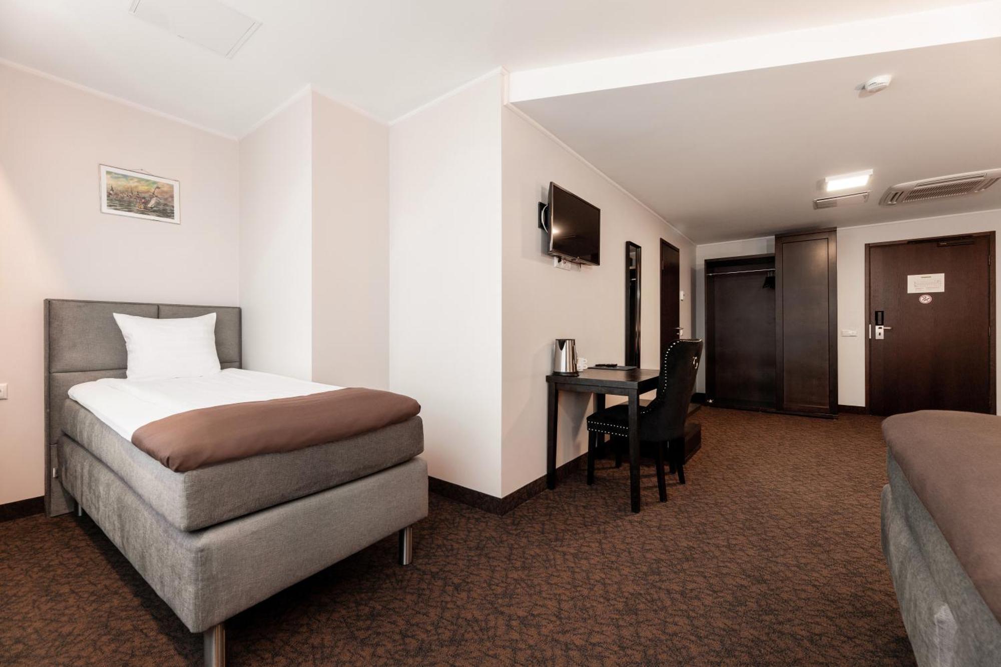 Adoryal Hotell تالين المظهر الخارجي الصورة